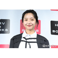 山之内すず、8年在籍の事務所退所・移籍を報告「これからもひたむきに楽しみながら頑張っていきます」