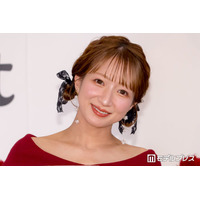 辻希美、次女・夢空ちゃんを抱っこ「ピンクマン」な親子ショット公開に「お揃いっぽくて素敵」「天使が2人」と反響