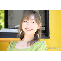 須田亜香里、編み上げリボンのぞくミニスカ衣装姿にファン歓喜「セクシーすぎる」「見惚れるスタイル」