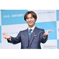 Snow Man阿部亮平、向井康二の影響で“新たな挑戦”に意欲 父との夢も明かす「かなり勉強しなきゃいけない」