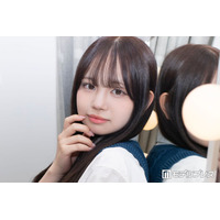 「今日好き」天宮芽唯、座った姿でスラリ美脚披露「膝上も膝下も長すぎ」「スタイル良い」の声