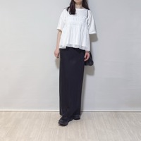 低身長さんでもバランス美人！白のドッキングＴシャツで作るモノトーンスタイル【40代の毎日コーデ】
