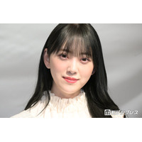 堀未央奈、美脚際立つミニスカ姿 韓国旅ショットに「スタイルがレベチ」「街角がランウェイに見える」と反響