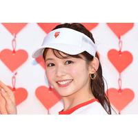 久間田琳加、“隠れりんか丈”から圧巻美脚チラリ スリットキャミワンピコーデに絶賛の声「セクシー」「スタイルレベチ」