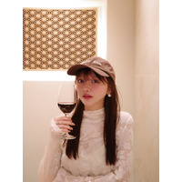 【キャバ嬢のご褒美グルメ】「6皿一気に頼みます」計1万8000円のカニ・罪悪感なしカップラーメン・会員制焼き鳥屋など