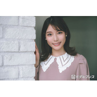 元女流棋士のフジ竹俣紅アナ、スリットから美脚スラリ「大人の魅力」「可愛いと色っぽいが両立してる」と反響