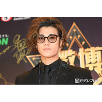 元KAT-TUN上田竜也、赤西仁のライブ鑑賞＆誕生日を祝福 2ショット公開で「BUTTERFLYコンビエモい」「素敵な関係」と反響続々