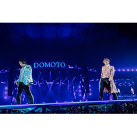 DOMOTO堂本光一＆堂本剛、ライブなのに“漫談”止まらず「ACEesじゃなくていいんですか？」「最近僕らを知ってくれた人は漫才師だと思ってるかも」【MCレポート／DOMOTO Concert 2026 ～Stay with me～】