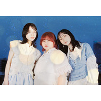 くれまぐ、制服卒業しアーティスト活動始動「Kuremag＿」としてHump Back林萌々子作詞のシングルリリース