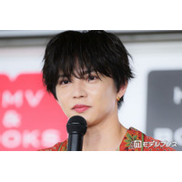 FANTASTICS佐藤大樹、台湾土産を贈った先輩明かす「毛筆がすごく得意な方」【In Motion】