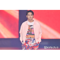 朝ドラ「らんまん」で話題の俳優、幼少期の写真公開「ずっとイケメン」「首絞めてるみたい（笑）」の声
