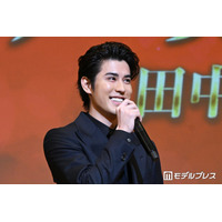 寛一郎、幼少期の写真公開「お目目ぱっちり」「小さい頃からイケメンの素質出てる」