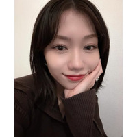 元AKB48メンバー、美脚透けるノースリワンピ姿に反響「黒が大人っぽくて素敵」「腰の位置が高くて神スタイル」