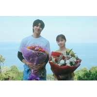 「絶賛ロス中」「忘れられない夏に」反響続々　橋本環奈＆チェ・ジョンヒョプら「バカンスの法則」撮了が公開