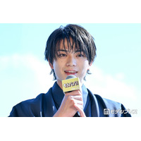 岩瀬洋志、写真撮るときの工夫明かす 参考にしているのは海外俳優・アイドル【もうパパ！】