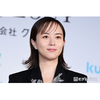 比嘉愛未「野菜たっぷりオムレツと抹茶ラテ」朝食ショット公開「おしゃれなカフェみたい」「身体に優しそう」と反響