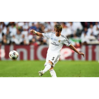 元レアル選手、イケメンのパンツを下ろす