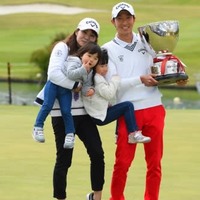 とっても控えめな初優勝でした（撮影：佐々木啓)