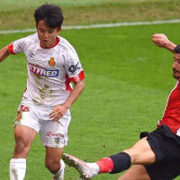 マッチョ久保建英、相手を転倒させた「キレキレシーン」がこれ