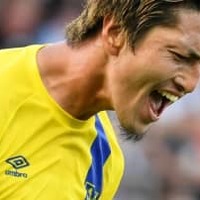鈴木優磨、ベルギーで荒ぶる！相手選手・相手監督との「バトル」がこれ