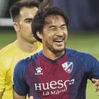 絶好調の岡崎慎司、今季10点目のゴール！「満点ヘッド」がこれ
