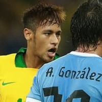 ネイマール騒動のアルバロ・ゴンサレス、同姓同名の別人選手がSNS炎上