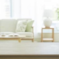 定年後の生活において主な収入源は「年金」ですが、それだけでは生活費をまかなうことができない人も多いのが現実。そこで頼りになるのが「退職金」です。