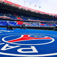 ファン猛反発！PSG、わずか1週間でフィル・コリンズ“復帰”を発表