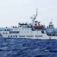 2021年12月に沖縄県・尖閣諸島周辺の領海に侵入した中国海警局の艦船（第11管区海上保安本部提供）