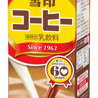 雪印メグミルクの1リットル入り「雪印コーヒー」