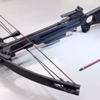 改正銃刀法で所持が原則禁止になる「クロスボウ（洋弓銃）」（警察庁提供）