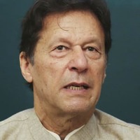 パキスタンのカーン首相（ロイター＝共同）