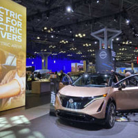 日産自動車が展示したSUV型EV「アリア」＝13日、ニューヨーク（共同）