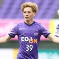 広島の注目ルーキー、満田誠に聞いた！印象的な「チームメイト」と「対戦相手」が納得の2人だった