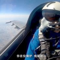 中国人民解放軍の東部戦区が1日に公開した軍事演習の動画（「微信」の公式アカウントから、共同）