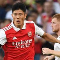 アーセナル冨安の試合をスタンド生観戦していた日本人選手とは