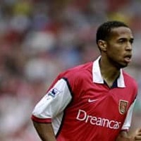 コンバートで「サッカー人生が変わった」伝説の選手たち10名