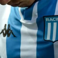 授乳中の女性のために！アルゼンチン名門、画期的ユニフォームを“特許なし”で開発