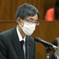 16日、参院政治倫理・選挙制度特別委で答弁する寺田総務相