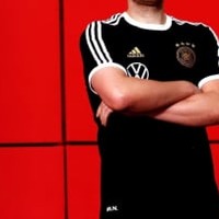 ドイツ代表、FIFAのカタール支持でスポンサー撤退…FIFAを提訴か