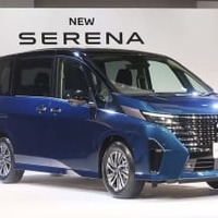 日産自動車が発売する新型「セレナ」＝28日午後、東京都江東区