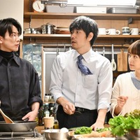 佐藤健、松山ケンイチ、井上真央／  「100万回 言えばよかった」最終話より（C）TBS