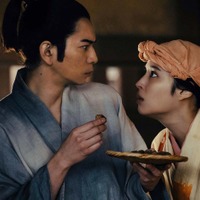 松本潤、広瀬アリス「どうする家康」第23話より（C）NHK