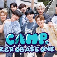 ZEROBASEONE（後列左から）キム・ギュビン、キム・ジウン、ジャン・ハオ、リッキー、パク・ゴヌク（前列左から）ソク・マシュー、ハン・ユジン、ソン・ハンビン、キム・テレ「CAMP ZEROBASEONE」より／Mnet・Mnet Smart +で日韓同時放送・配信中（C）CJ ENM Co., Ltd, All Rights Reserved