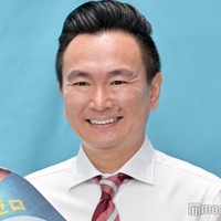 発表会に出席した山内健司(C)モデルプレス