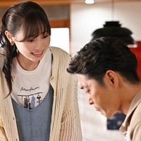 福原遥、安田顕「18/40~ふたりなら夢も恋も~」第4話より(C)TBS