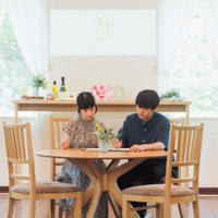 藤間爽子、赤楚衛二「こっち向いてよ向井くん」第4話より(C)日本テレビ