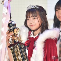 「女子高生ミスコン2023」グランプリを受賞したおとはさん(C)モデルプレス