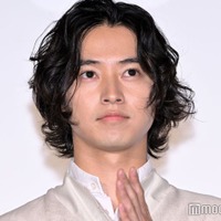 映画『キングダム 運命の炎』天下の大ヒット御礼舞台挨拶に出席した山崎賢人(C)モデルプレス
