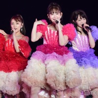 高橋みなみ、小嶋陽菜、峯岸みなみ(C)モデルプレス